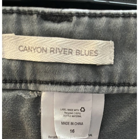 CANYON RIVER BLUES Womens Sz.16 Gray ANKLE ZIPPER Cargo Straight Leg Pants Jeans - Picture 5 of 5
